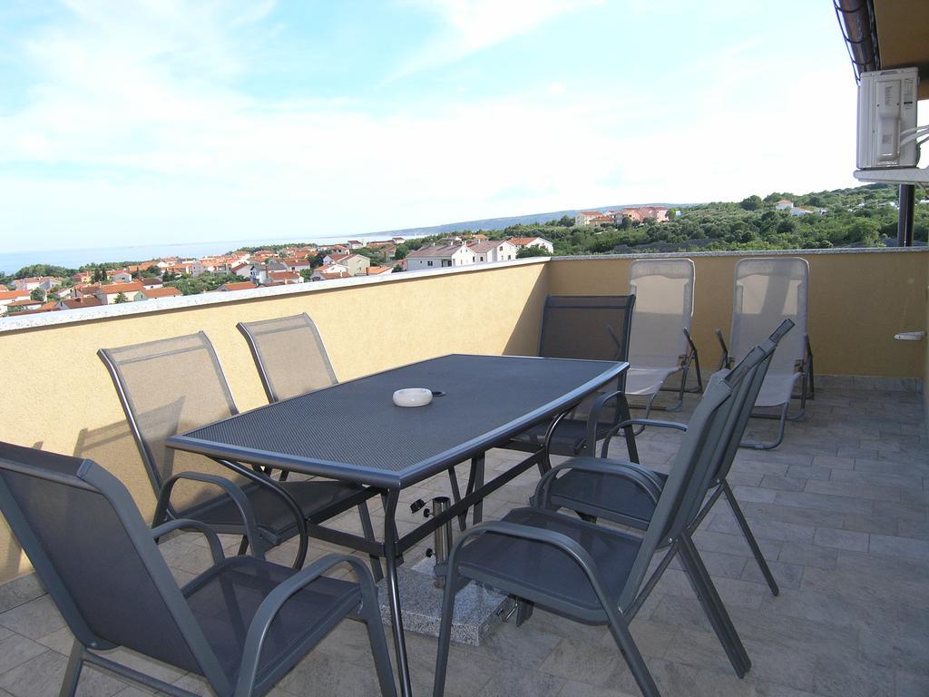 Apartment Goran Krk Town Exterior foto